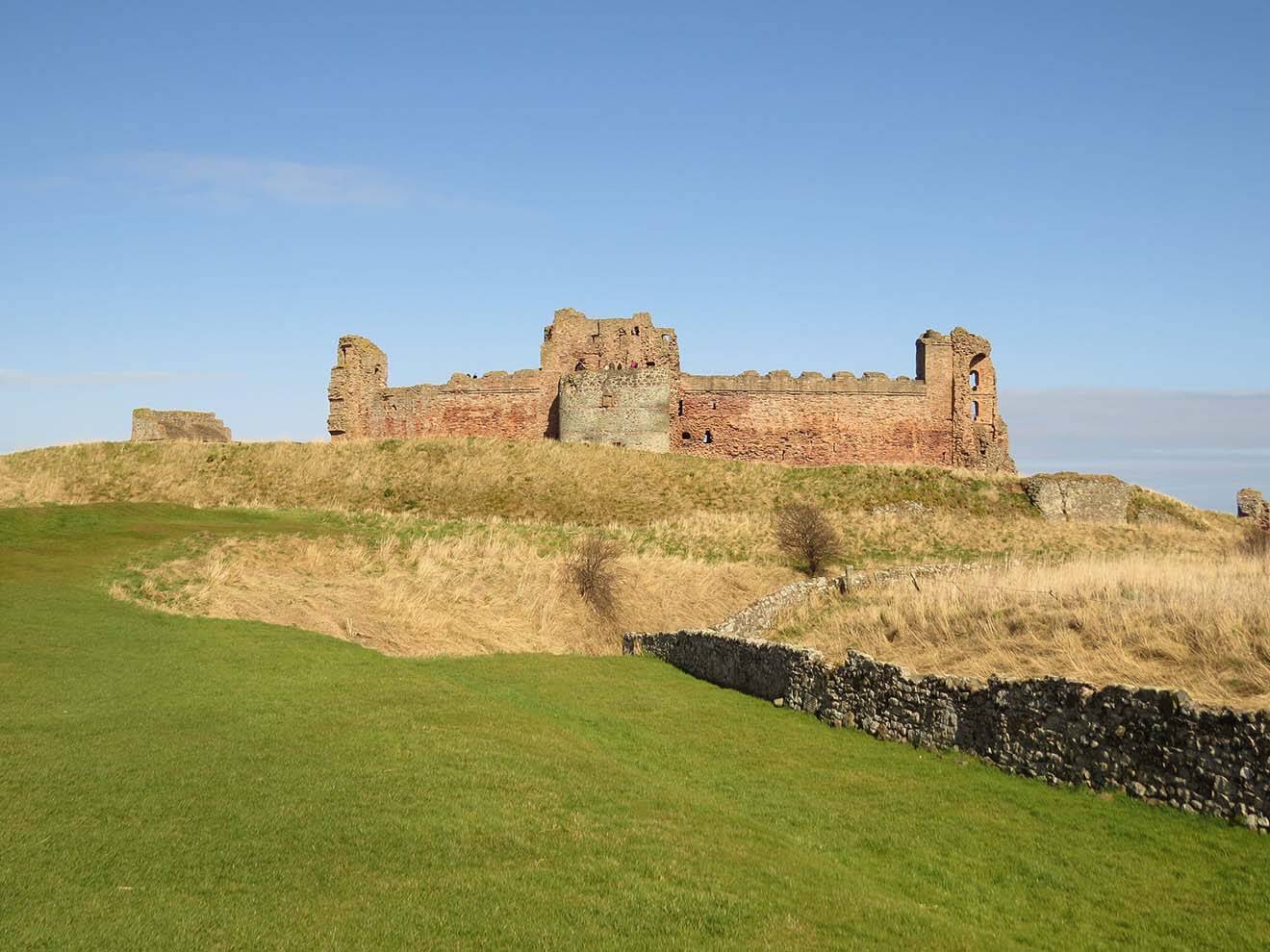 Best Castles in Scotland | Tantallon Castle Scotland